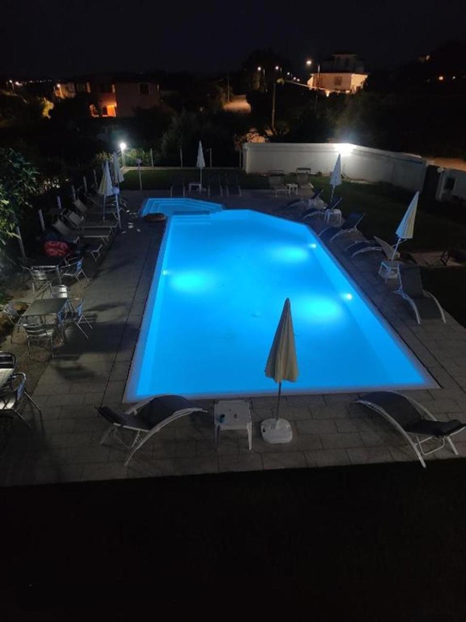 فندق Al Mare Da Francesca أولبيا المظهر الخارجي الصورة